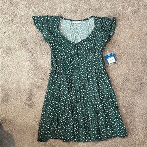 Arizona Jean Company Green Floral Dress